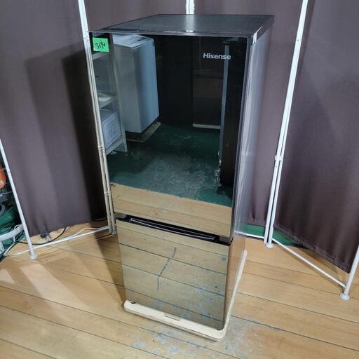 ‍♂️売約済み❌3390‼️お届け\u0026設置は全て0円‼️大人気の鏡面トップ✨最新2021年製✨Hisense 154L 2ドア 冷蔵庫