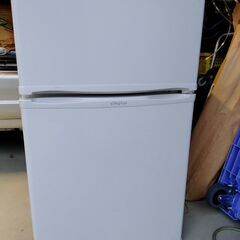 ★simplus 冷凍冷蔵庫　90L　2018年製　SP-90L...