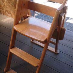 木製 赤ちゃん椅子