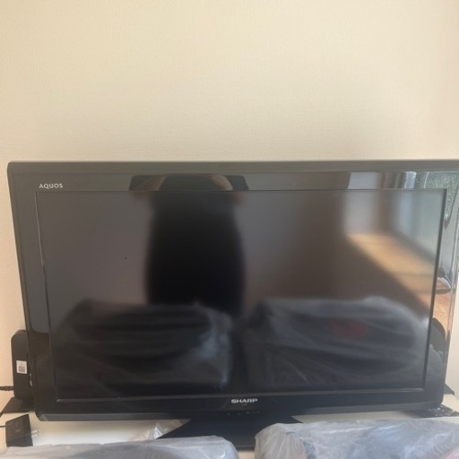 SHARP  LC-32E9 32V型ワイドテレビ