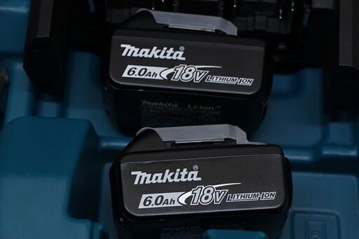 マキタ(Makita) 40mm充電式ハンマドリル 18V 6Ah バッテリ2本・充電器・ケース付 HR400DPG2 (D4849smxwY) マキタ(Makita) 40mm充電式ハンマドリル 18V 6Ah バッテリ2本・充電器