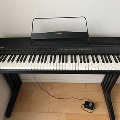 カシオ　電子ピアノ　キーボード　76鍵盤