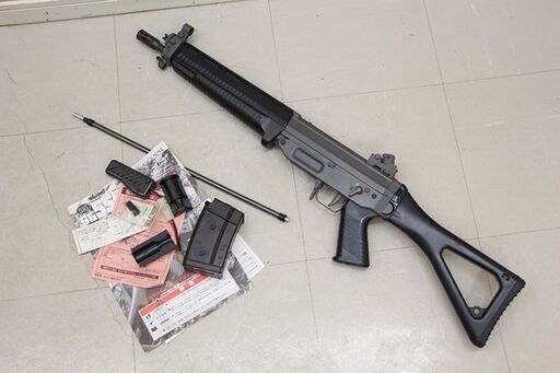 マルイ MARUI モデルガン 電動ガン SG550 ジャンク扱い (P1606txY)