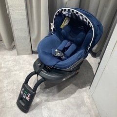 エールべべ　ISOFIX チャイルドシート　クルット4oui ウ...