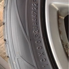 エルグランド　タイヤ