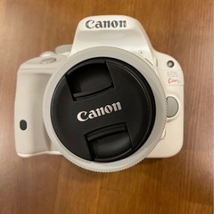 Canon kiss x7 ホワイト美品です。箱ごと綺麗に全部揃...