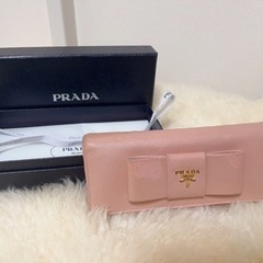 PRADA 長財布