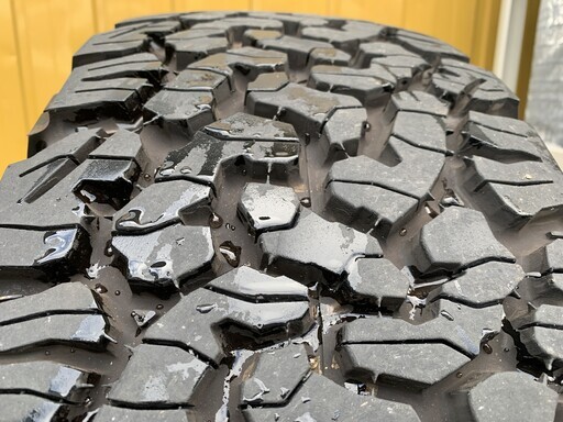 LT265/70R17 プラド　ハイラックス　FJ など ハイラックス 当店イチオシ!! プラド FJ H3 タイヤホイール新品4