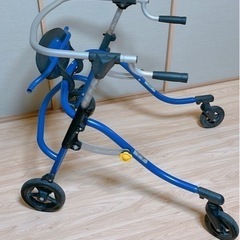 PCウォーカー 障害児 歩行訓練 歩行器 歩行補助具 後方支持 ...