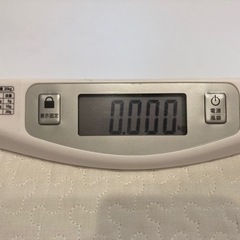 ベビースケール　赤ちゃん用の体重計