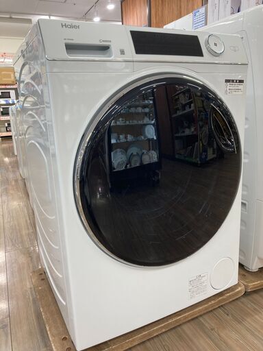 【保証付き】未使用アウトレット品！Haier(ハイアール)のドラム式洗濯乾燥機です。