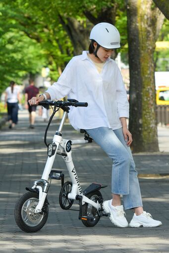 新品!! 折り畳み 電動アシスト自転車 自転車 電動自転車 公道走行可能 軽量  ホワイト 本州限定