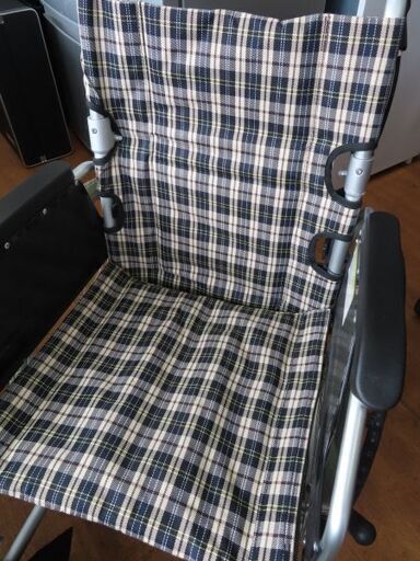 ♪Care-Tec Japan 自走式 車椅子 肘跳ね上げ可能 ノーパンク 札幌♪