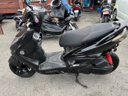 ヤマハ　シグナスX 2型　実走行40712km セル1発　綺麗　通勤等に ヤマハ シグナスX 2型 実走行40712km セル1発 綺麗 通勤等に 電動