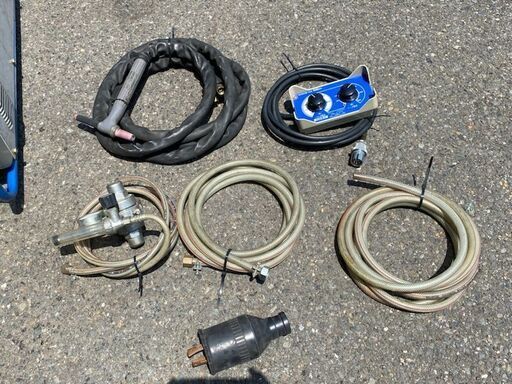 303 TIG溶接機 日立 AD-GP2 TIGトーチ付き 中古ジャンク品