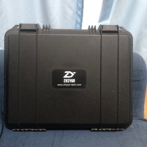 ZHIYUN CRANE V2ジンバル