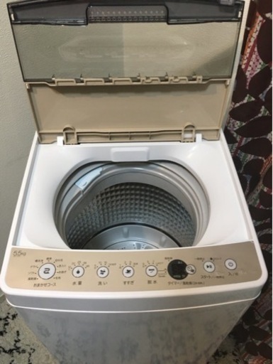 【受付終了】H1871都4県お届設置無料※家電等おまけ付極美品5.5キロ洗濯機