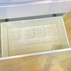 パモウナ pamouna 食器棚 横幅80cm 2枚ガラス扉 引出し3個 (ソフト