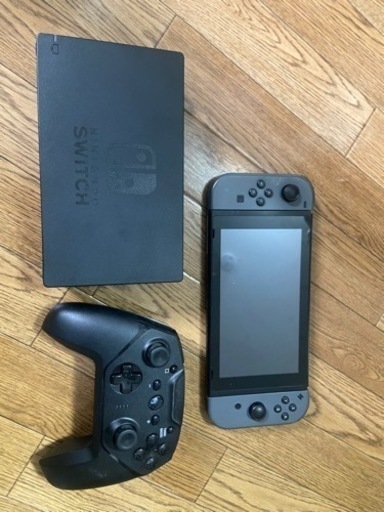 Nintendo Switch本体＋コントローラー！