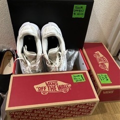 👠🥾👟靴色々とりそろえています。👞🩴👠