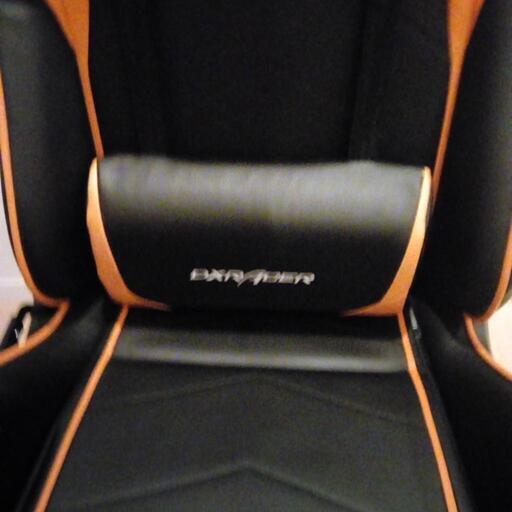 DXRacer FORMULA　ゲーミングチェア