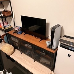 IKEA 欧風式 テレビ台(ペアのラック付き) 定価3万