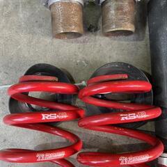 ステップワゴン平成20年式RG1用
RS-RBest車高調に
なります。