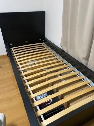 IKEA シングルベッド　マットレス付き