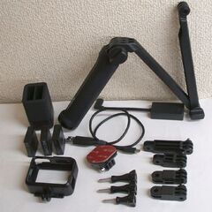 GoPro HERO7 Black アクションカメラ 付属品多数有り　ビデオカメラ 撮影 自撮り短時間撮影確認済み ☆ PayPay(ペイペイ)決済可能 ☆ 札幌市 豊平区 平岸