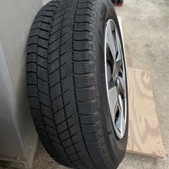 スタッドレスタイヤ 4本 ホイール付き 15インチ