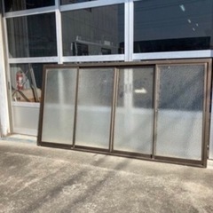 YKKAP社　引違い窓4枚建　単板単体サッシ