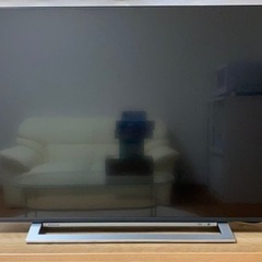 【引き取り限定】TOSHIBA 50V型テレビ〈中古美品〉