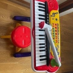 電子ピアノおもちゃ