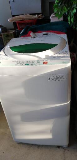 【配達無料】[東芝製]全自動洗濯機　5kg  AW-605  2013年製