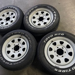 キャラバンに！！ TOYO H20 215/65/16 ホワイトスチール