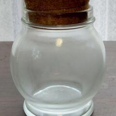 コルク蓋のガラス瓶（丸）
