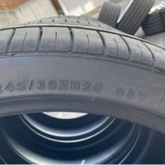245/35/20 タイヤ