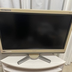 テレビ SHARP AQUOS LC-32D30 4kではありません