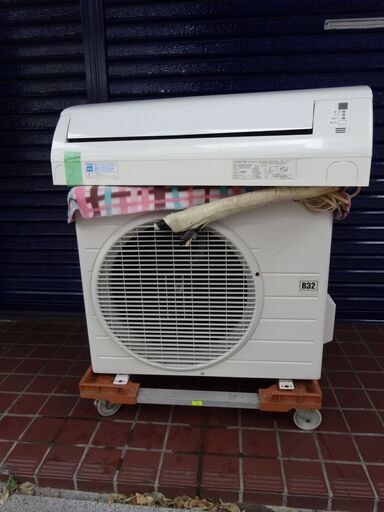 【お買い上げありがとうございました】ダイキン　DAIKIN    ルームエアコン　6畳　F22PTES-W　2013年製　冷媒R32 100V　ek-159ged