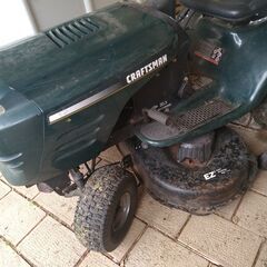 クラフトマンEZ3乗用草刈機 乗用芝刈り機