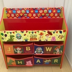 子供用　本棚　おもちゃ収納