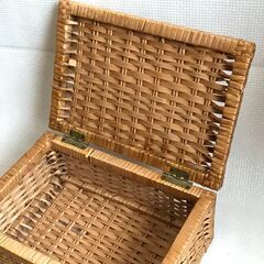 籐編みっぽい箱