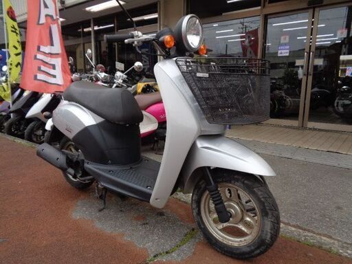 NO.4694　トゥデイ （ＴＯＤＡＹ）　４サイクルエンジン　前カゴ付き　シルバー　☆彡