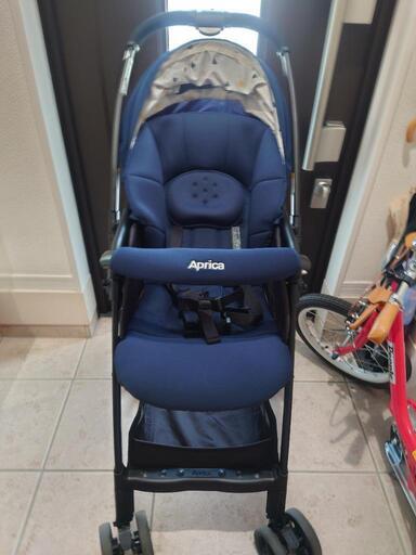 アップリカのベビーカー12000円で譲ります！※取引中