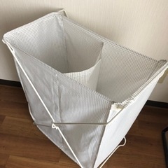 取引中　IKEA ランドリーバスケット　トルキス