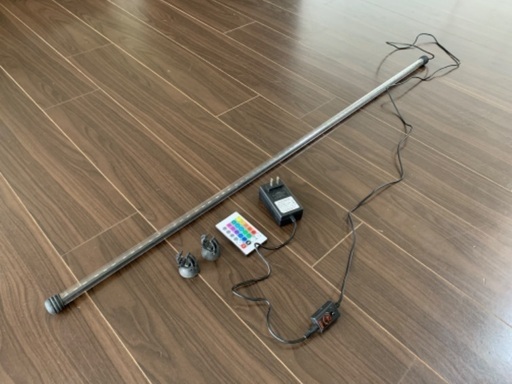中古（１年使用）120㎝水槽用　LED水中ライト