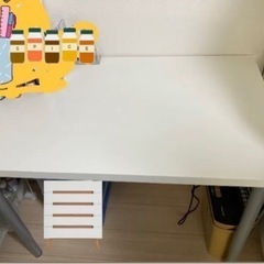 IKEA テーブル　白　ホワイト