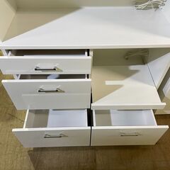 【愛品館市原店】３枚扉キッチンボード