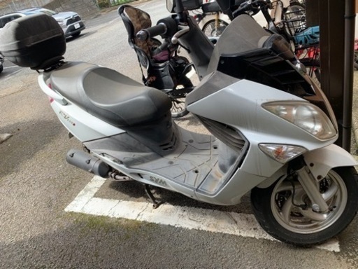 SYM RV125i  サンヤン　スクーター　原付二種
