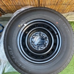 ハイエース195/80/15ダンロップ2023年製